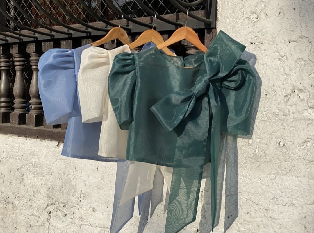 Carolina Camisa with detachable  Bow