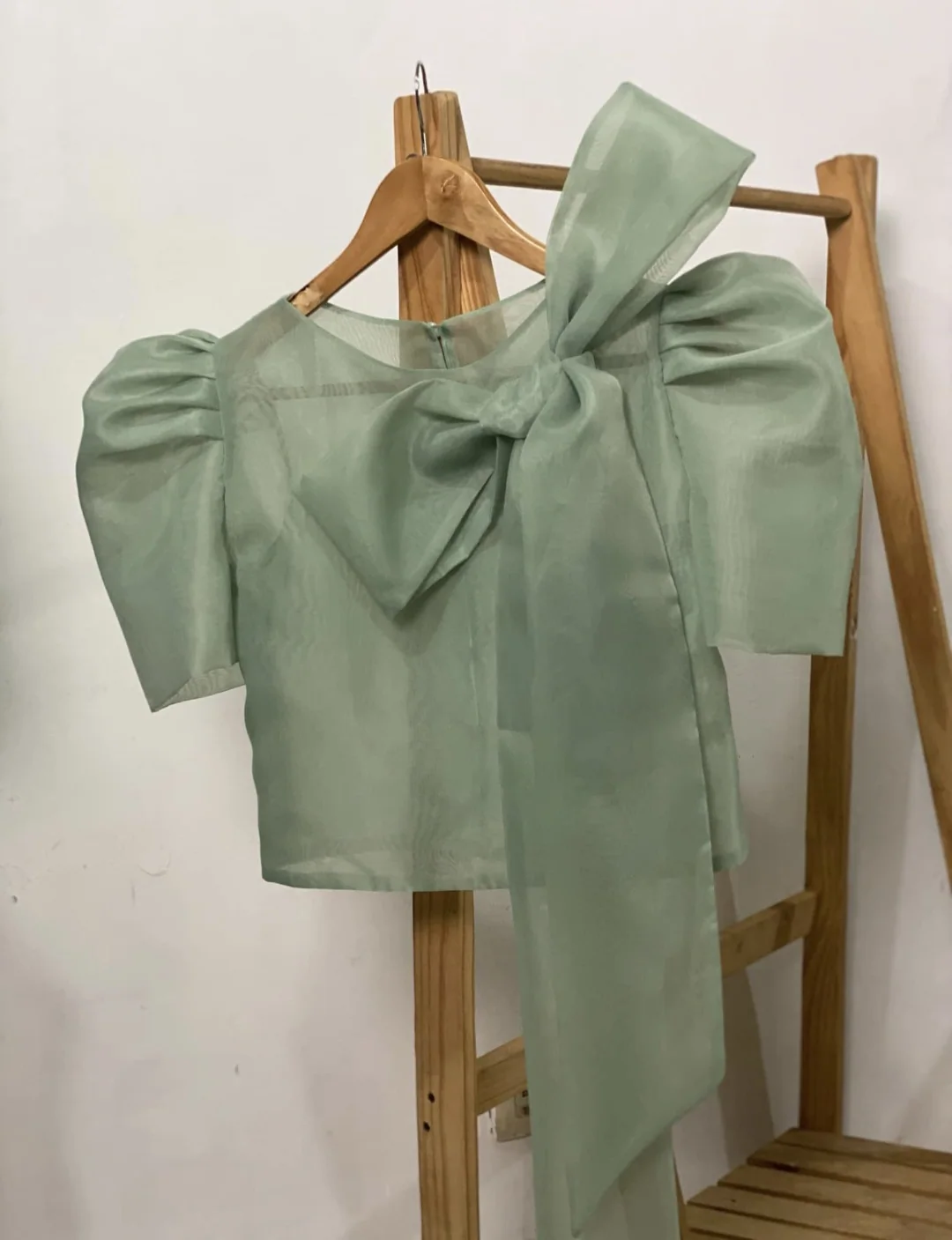 Carolina Camisa with detachable  Bow view 2