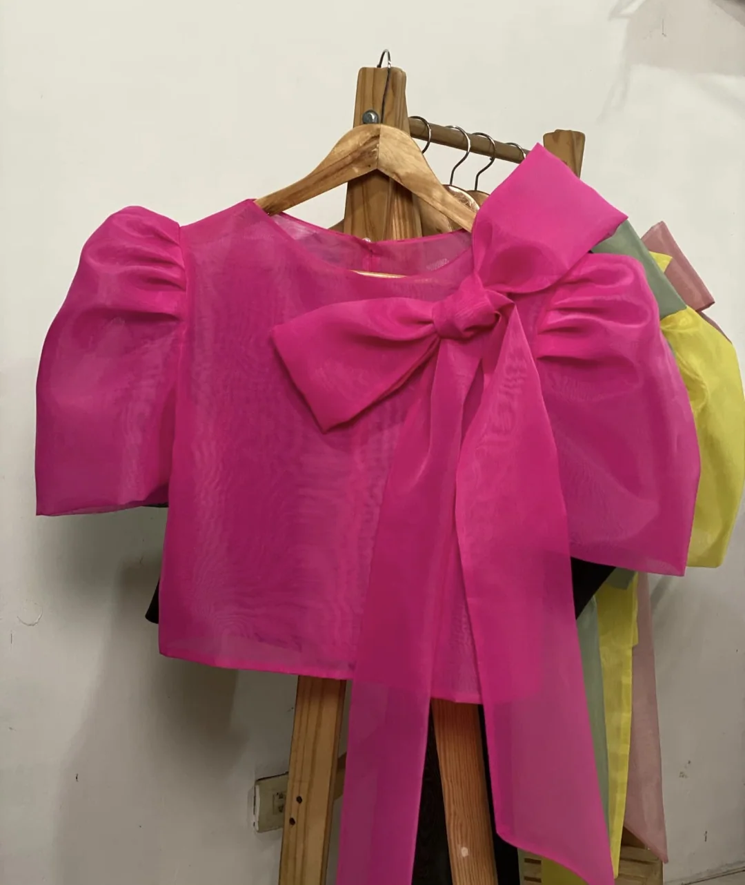 Carolina Camisa with detachable  Bow view 5